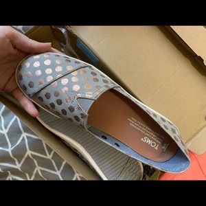 Toms Avalon New With Tags (NWT)